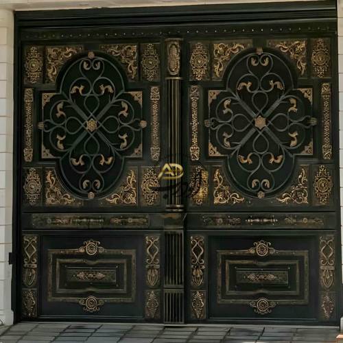 خرید درب حیاط فرفورژه در اصفهان