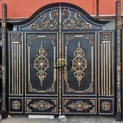 طراحی و ساخت درب فلزی حیاط در اصفهان